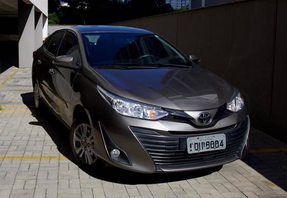 TOYOTA YARIS 1.5 16V FLEX SEDAN XL MULTIDRIVE